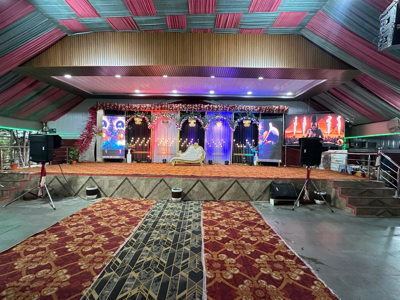 Utsav Lawns wedding lawn Maharashtra